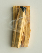 Заредете изображение във визуализатора на галерията – Racyne Santal ceremony