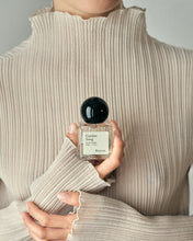 Заредете изображение във визуализатора на галерията – Racyne Garden Song